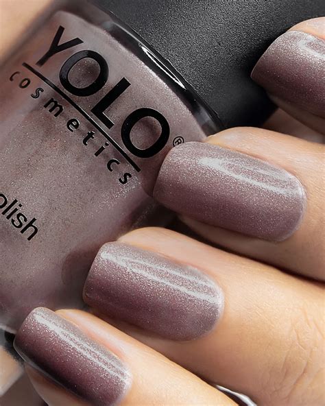 YOLO NAIL POLISH LIMITED EDITION (133) 10ML