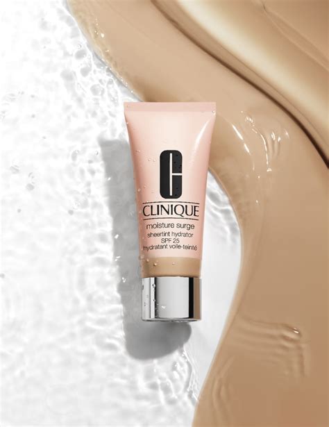 CLINIQUE MOISTURE SURGE SHEERTINT HYDRATOR SPF25 MEDIUM 40ML %%