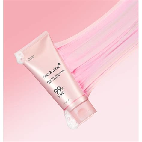 MEDICUBE PDRN PINK NIACINAMIDE WHIP CLEANSER 120G