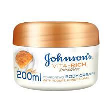 كريم الجسم جيه جيه فيتا ريتش بالزبادي والعسل والشوفان 200 مل