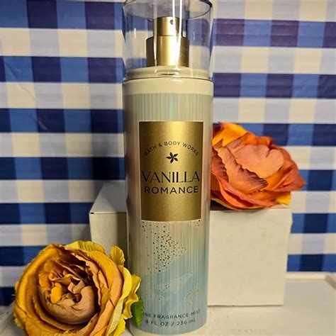 BATH & BODY WORKS MIST VANILLA ROMANCE 236ML